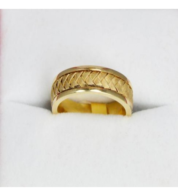 Yellow Gold Wedding Band